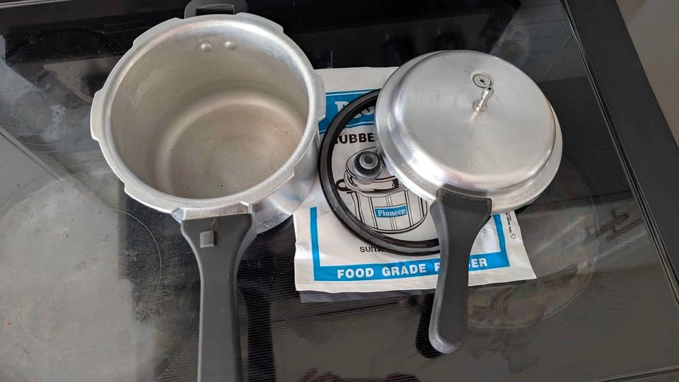 Premier Pressure Cooker - photo 3