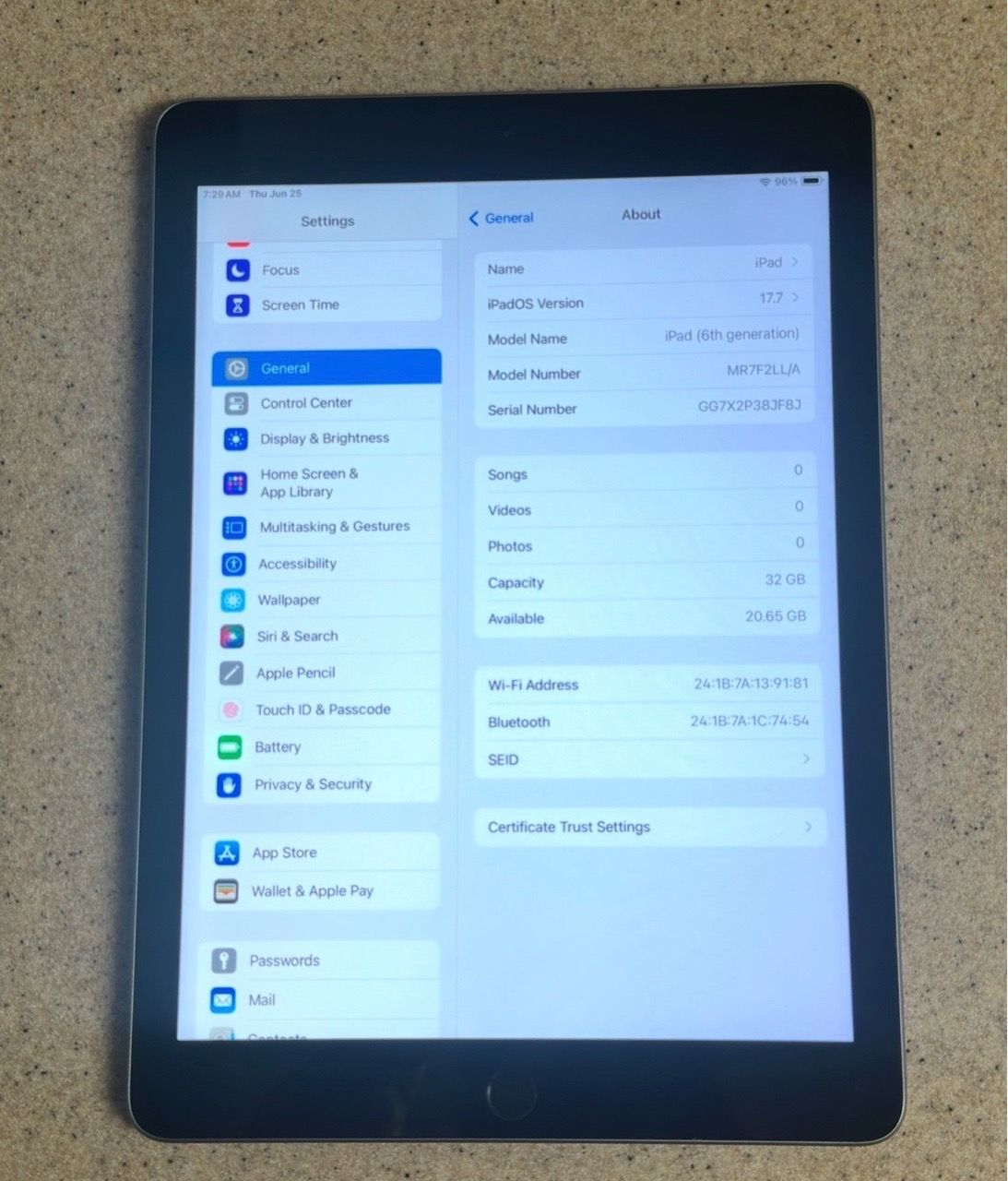 iPad 6 gen 32gb $115 or best offer - photo 4