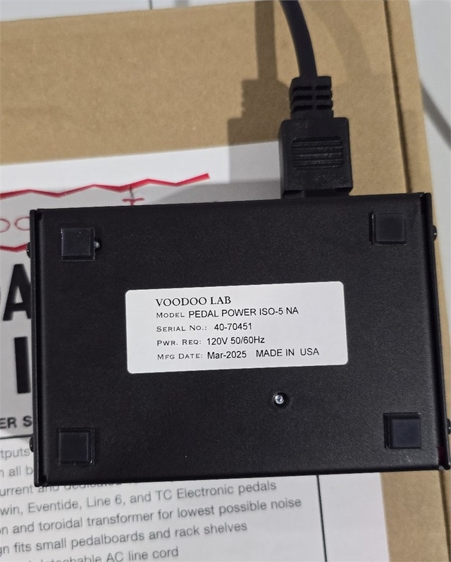 Voodoo Lab Pedal Power ISO-5 Isolated Power Supply - photo 4