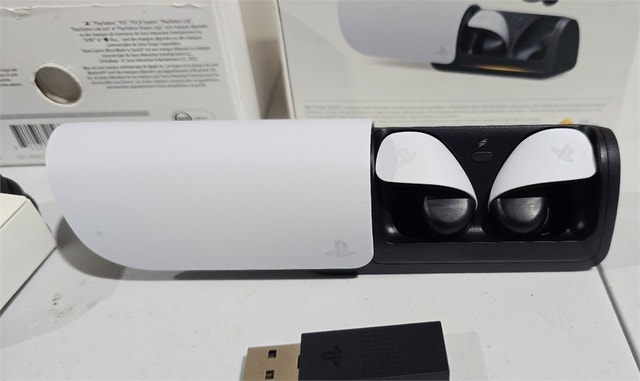 PlayStation Pulse Explore Wireless Earbuds - photo 5