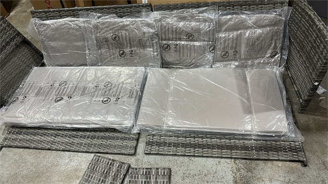 86" Outdoor Sofa Rattan With Grey Cushions - photo 3