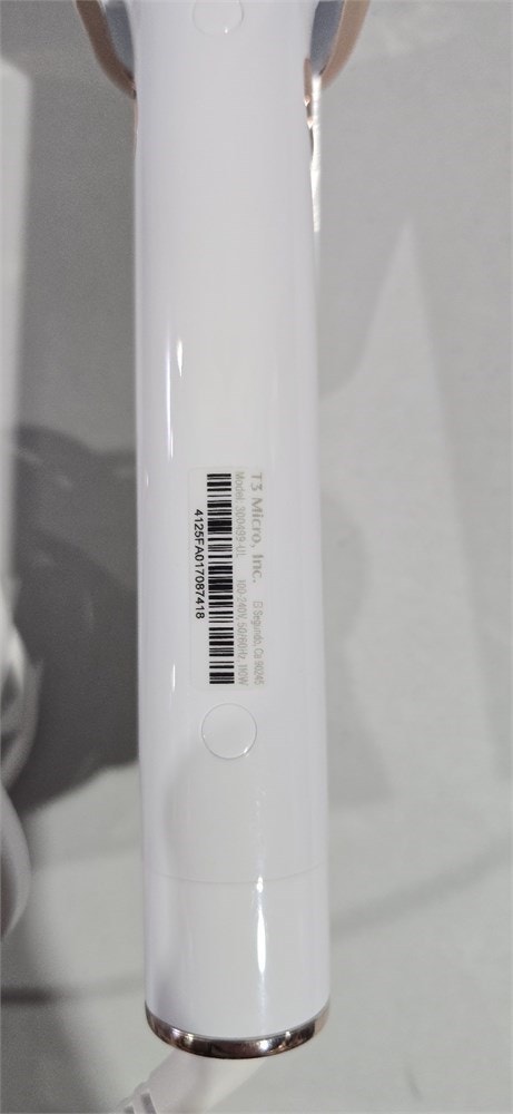 T3 SinglePass Curl X Extra-Long Barrel Curling Iron with 9 Heat - photo 5