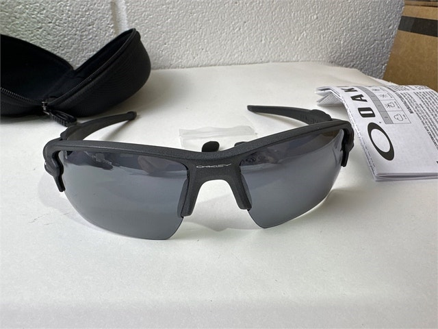 Oakley Men's OO9188 Flak 2.0 XL Sunglasses - photo 4