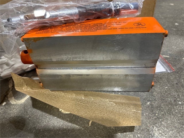 VEVOR Magnetic Lifter, 1320 lbs/600kg Pulling Capacity - photo 5