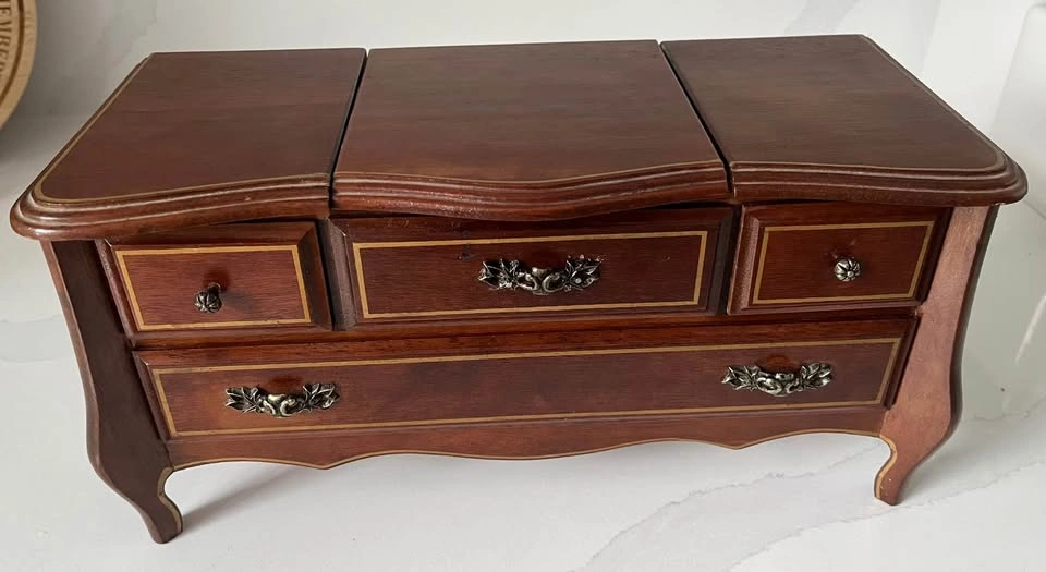 Elegant vintage mahogany jewellery box - photo 2