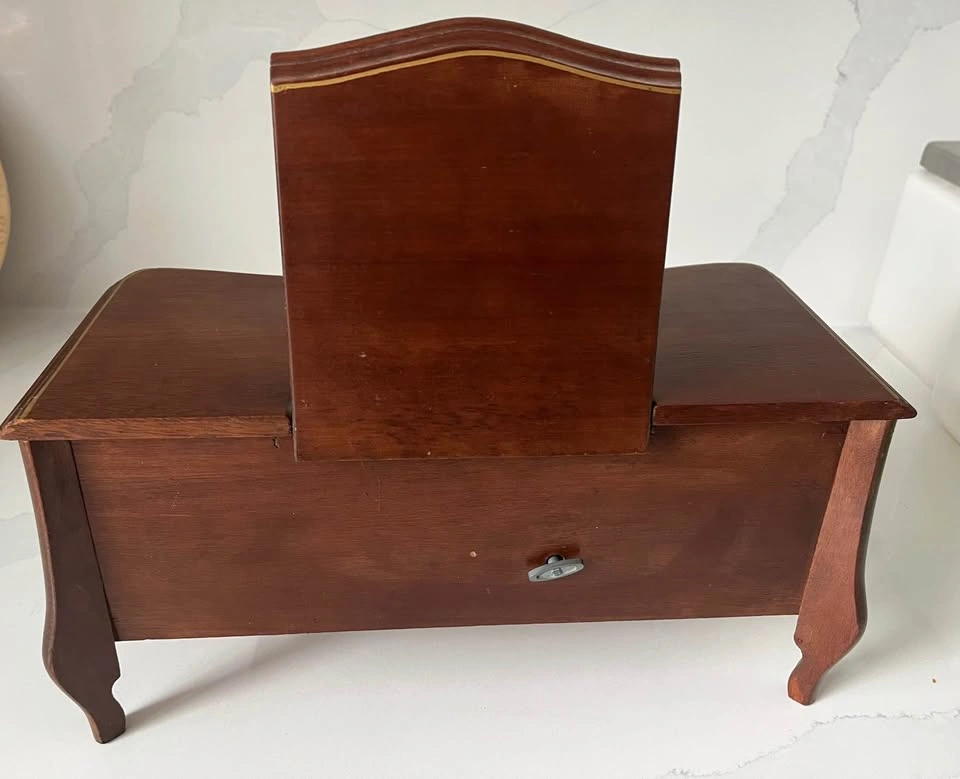 Elegant vintage mahogany jewellery box - photo 5
