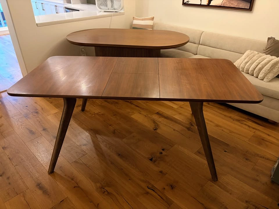 Mid century Modern Walnut Dining Table (expandable) - photo 4