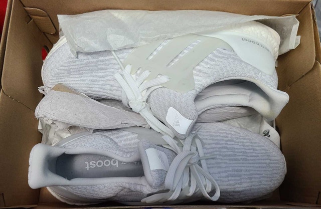 Womens Triple White Adidas Ultra Boost white sneakers