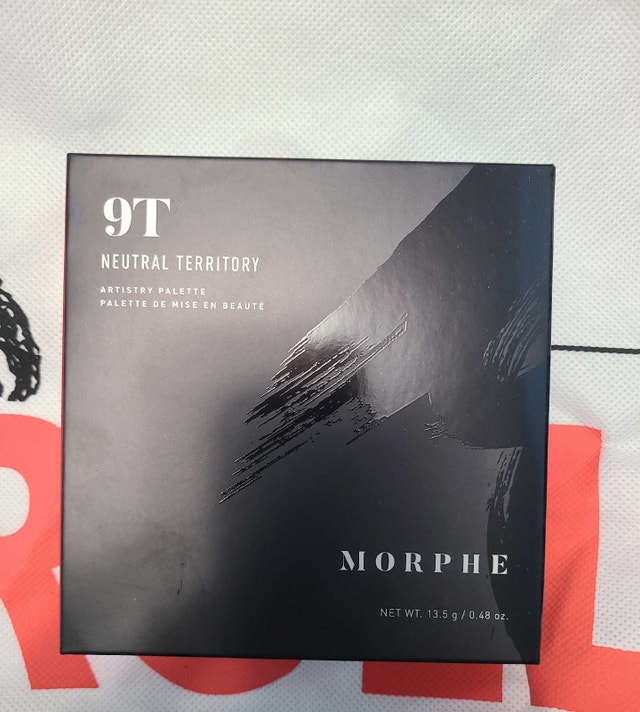 Morphe 9T Neutral Territory Eyeshadow Palette