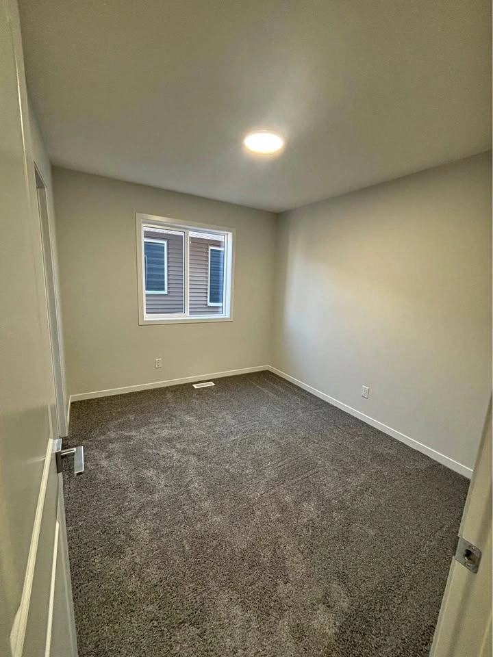 Private room for rent