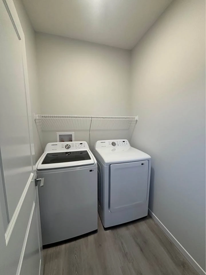 Private room for rent - photo 5