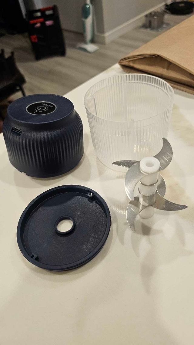 Electric Garlic Chopper - photo 4