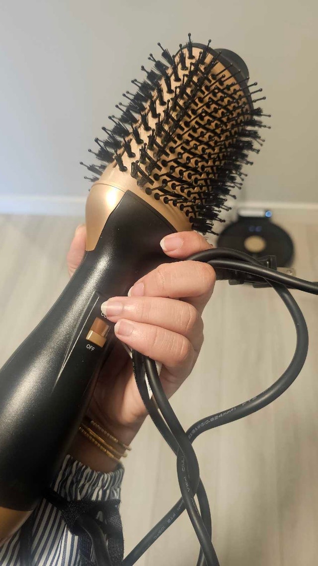 One-Step Hair Dryer and Volumizer - photo 4