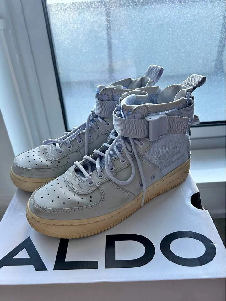 Nike Air Force 1 - Purple (Size 5.5 Youth)