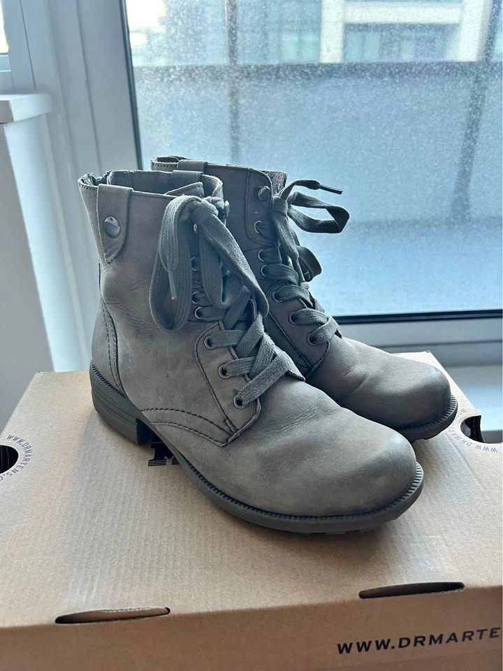 Rockport - Grey Leather Combat Boots (Size 6)