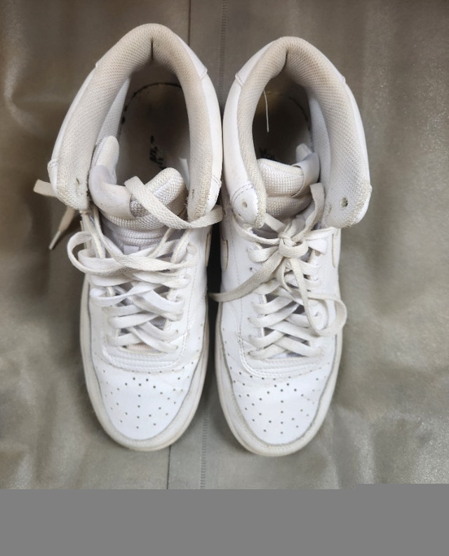 White Air force 1s