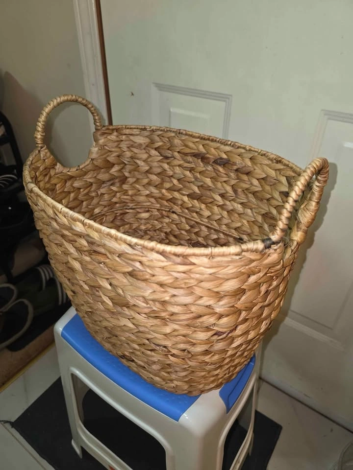 Woven Water Hyacinth Storage Basket with Handles - photo 3