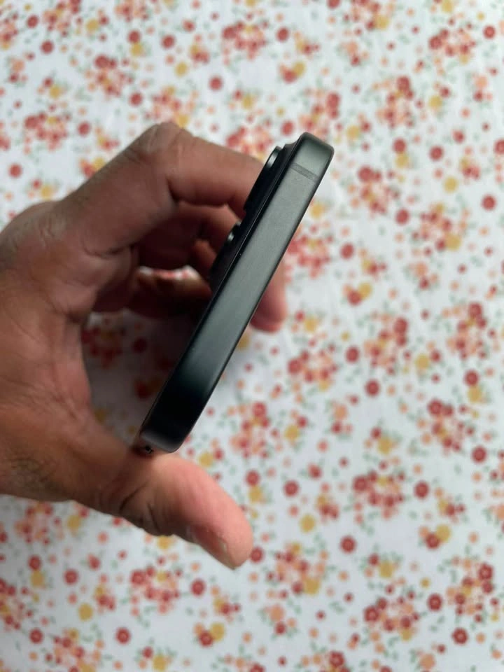 Apple iPhone 15 Black 128GB - photo 3