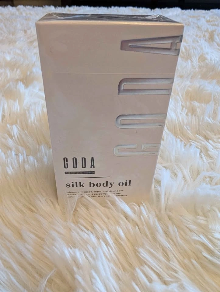 GODA Silk Body Oil