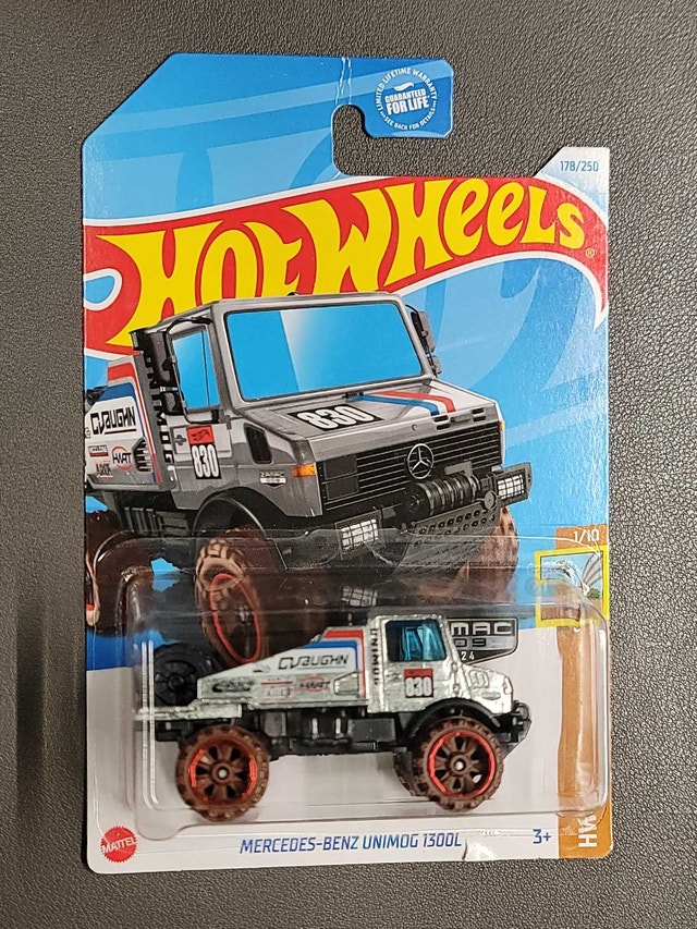 Hot Wheels Mercedes-Benz Unimog 1300L Zamac