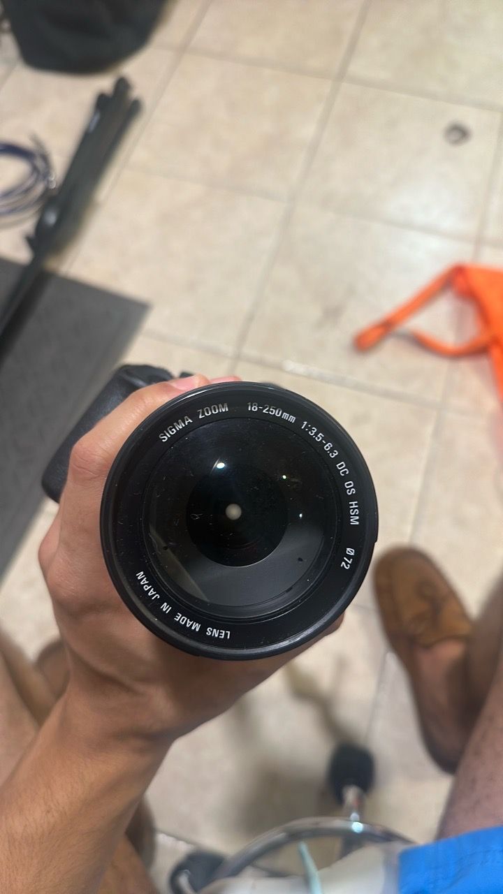 Canon EOS Rebel T5 DSLR with Sigma Zoom Lens - photo 5