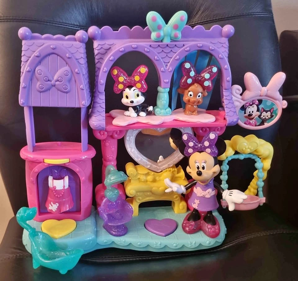 Fisher-Price Disney Minnie Mouse Bowtique Pampering Pets Salon