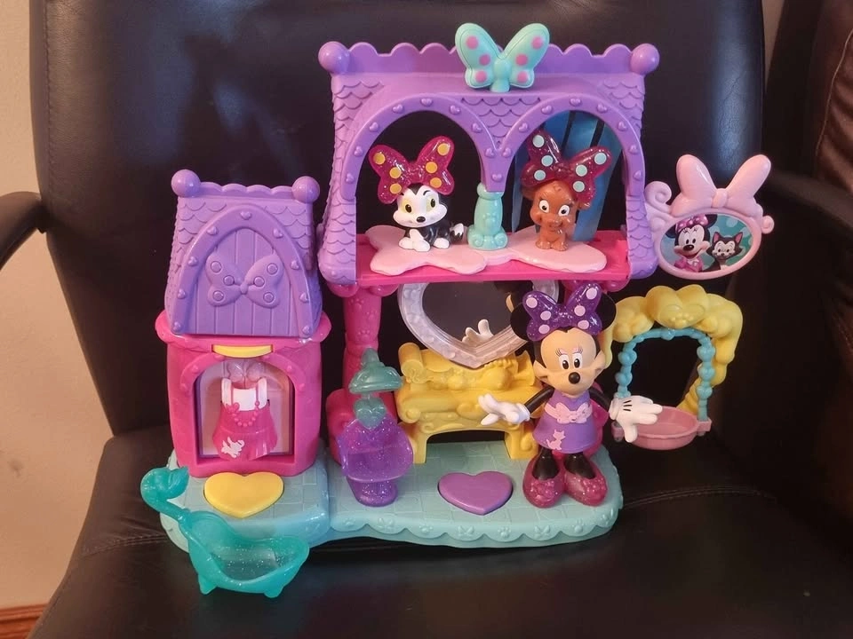 Fisher-Price Disney Minnie Mouse Bowtique Pampering Pets Salon - photo 2