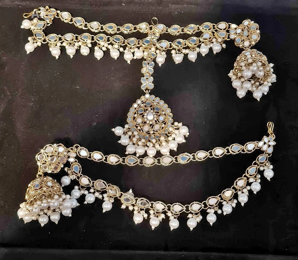 Kundan & Mirror Work Maang Tikka & Jhumka Earrings
