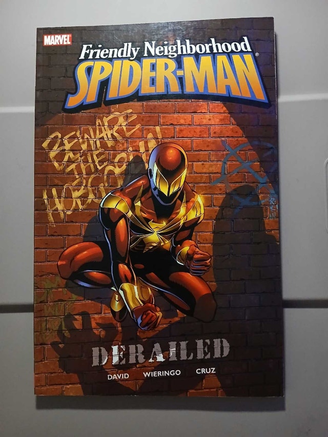 Graphic Novel Collection - photo 3