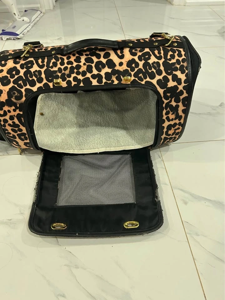 Leopard Print Soft-Sided Pet Carrier (Small to Medium size cat) - photo 3