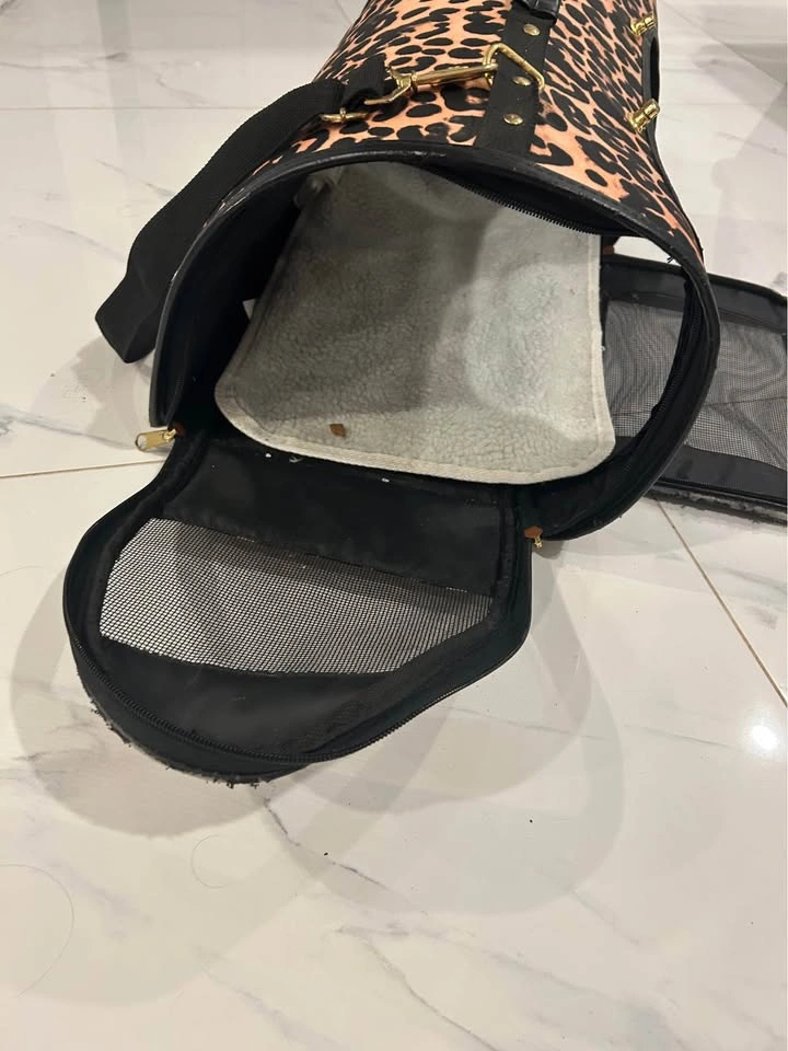 Leopard Print Soft-Sided Pet Carrier (Small to Medium size cat) - photo 4