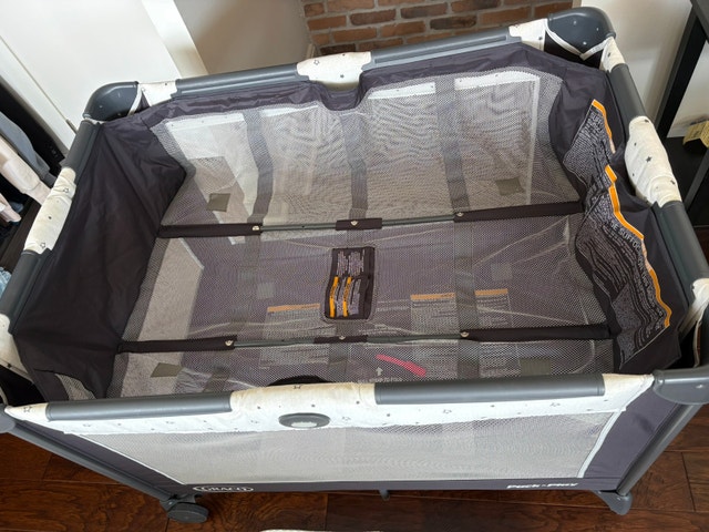 Graco Pack 'n Play with Raised Bassinet and Travel Bag - photo 4