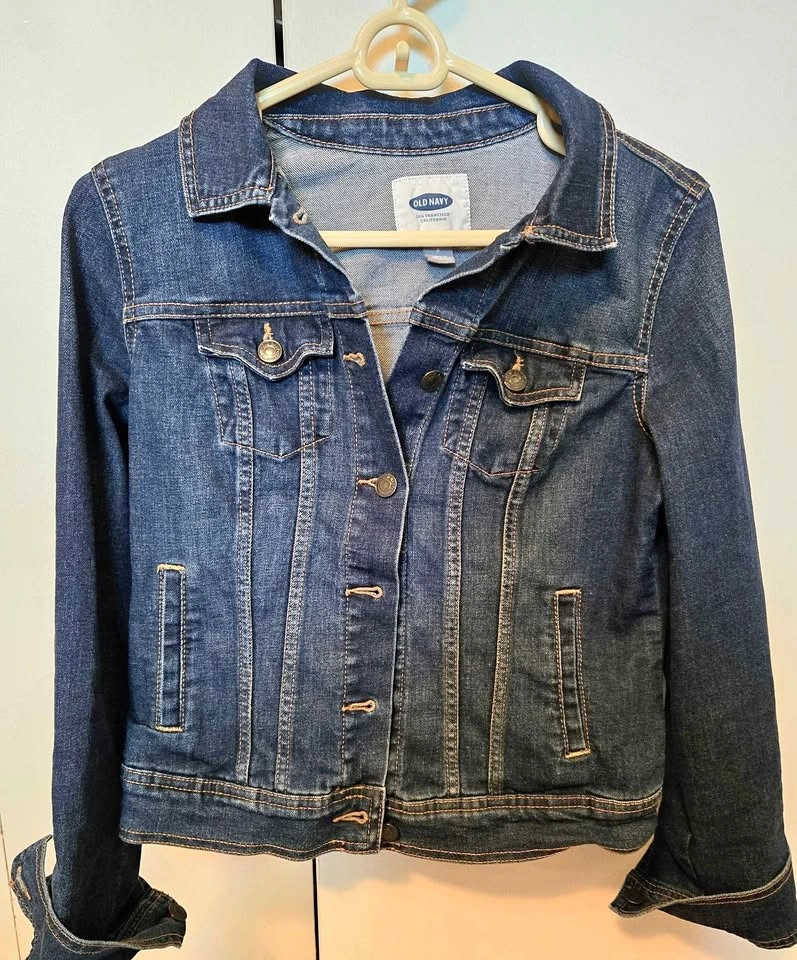 Old Navy Women's Denim Jackets - Small
