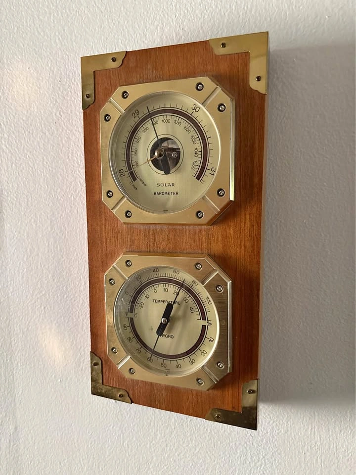 Vintage 70’s Solar (Japan) Maritime Weather Station