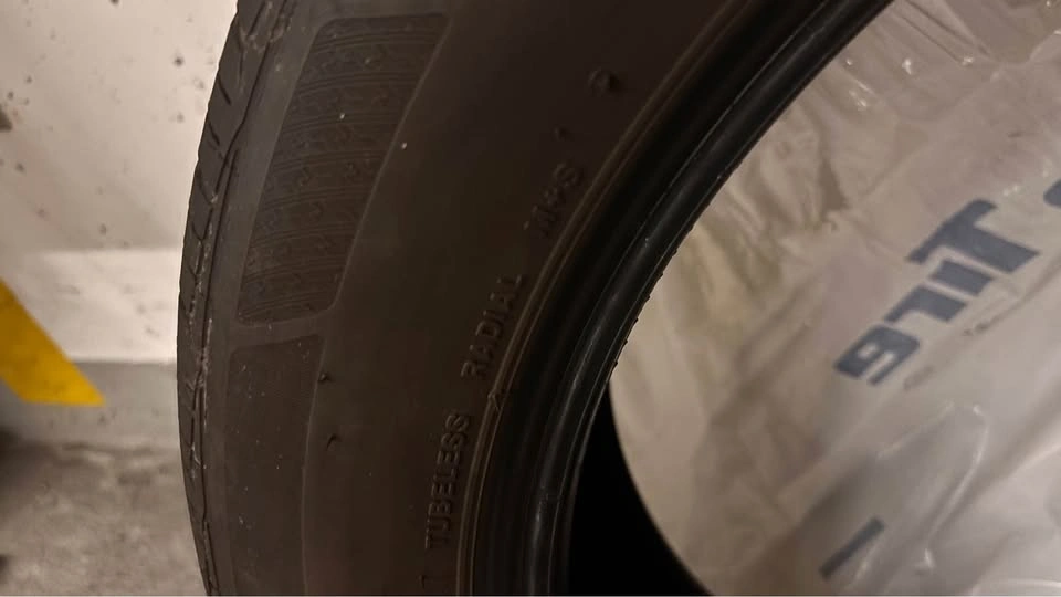 Bridgestone Turanza EL440 215/55R18 Tire - photo 2
