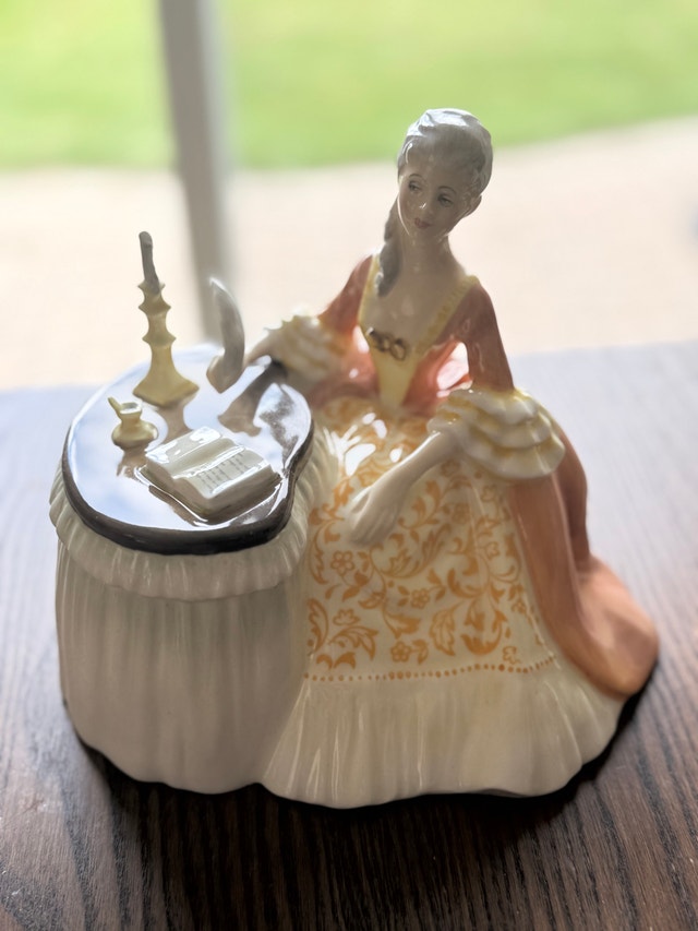 Royal Doulton Figurine