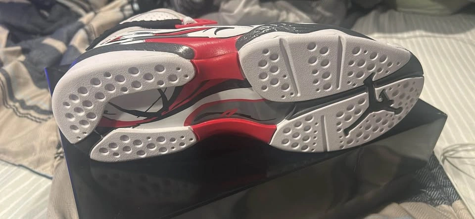 Jordan Air Jordan 8 Retro 'Bugs Bunny' - photo 2