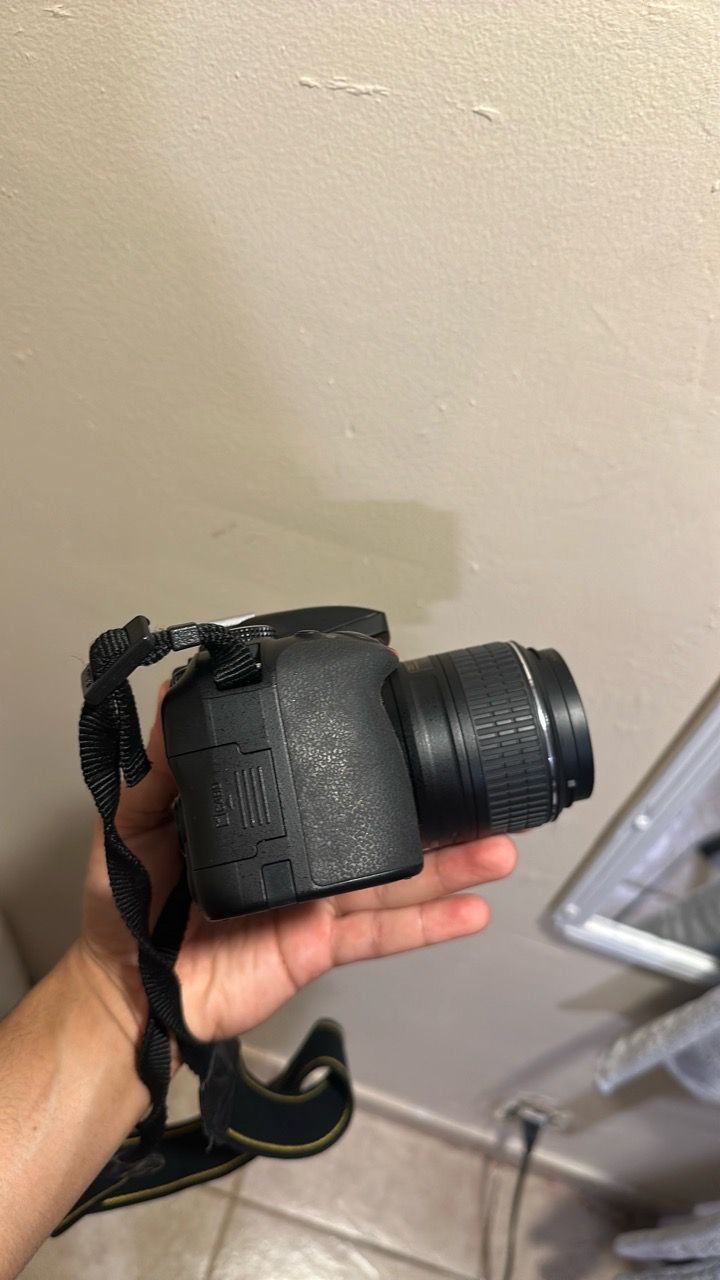 Nikon D3300 DSLR Camera with Lens - photo 4