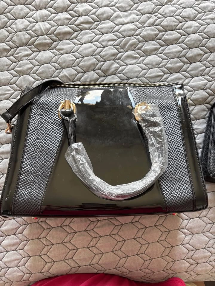 Michael Kors purse - photo 2