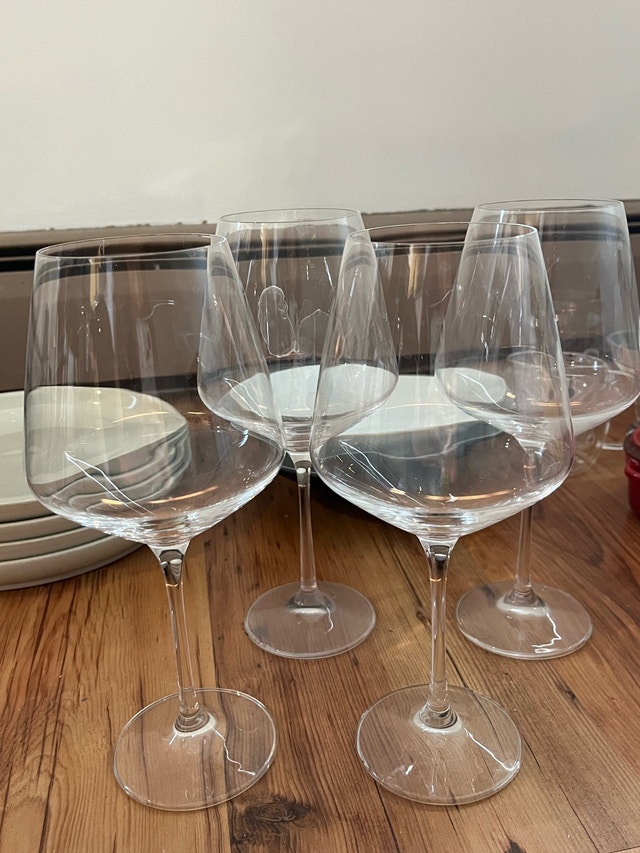 wine glasses