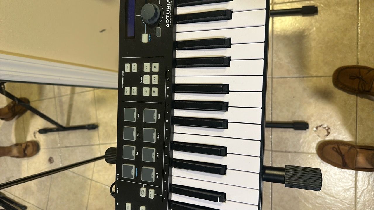 Arturia KeyLab 61 MIDI Keyboard Controller - photo 3