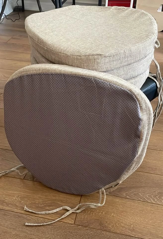 Set of 4 Beige Non Slip Textured Chair Cushions with Ties - photo 3