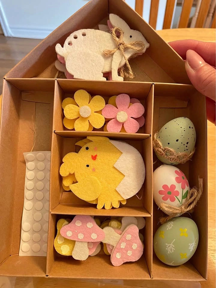 Valery Madelyn Easter Felt Craft Kit Decorations