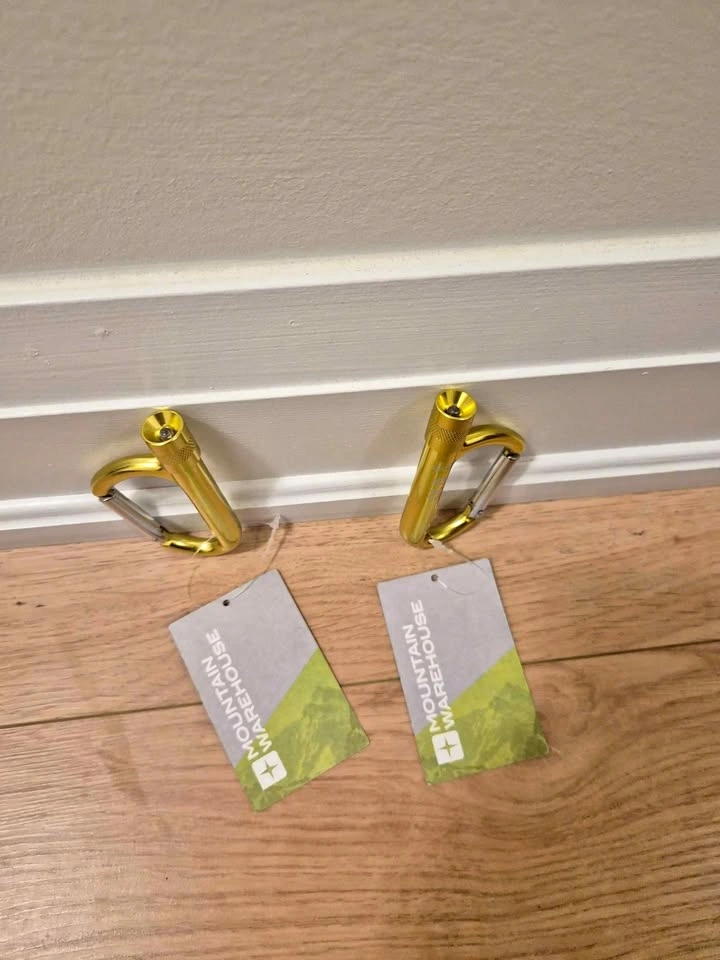 Mountain Warehouse Carabiner Torch Set BRAND NEW