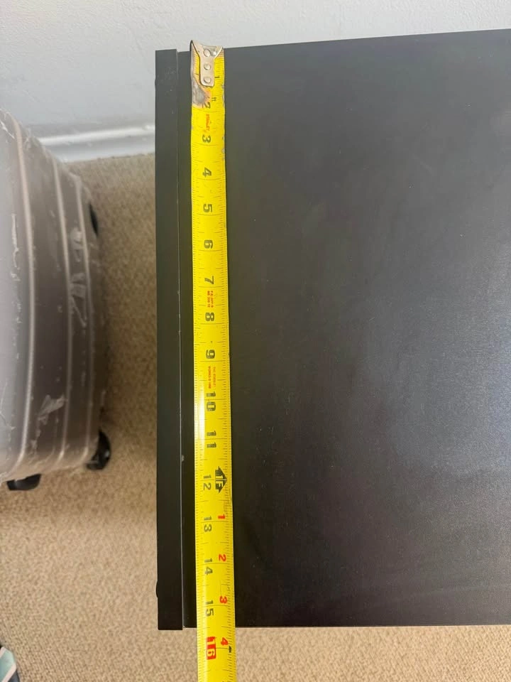 TV stand with wheels - photo 4