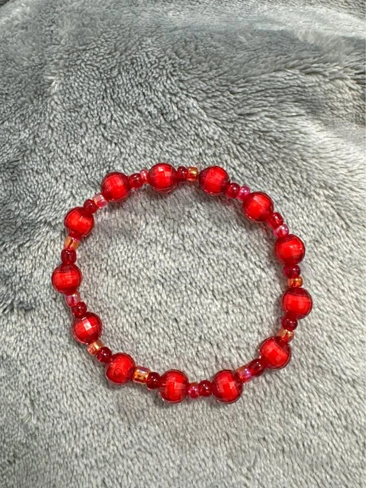 Beaded earrings and bracelet