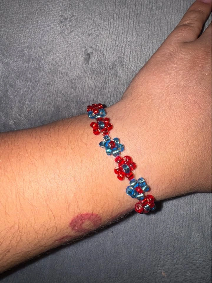 Beaded Red and Blue Bracelets - photo 3