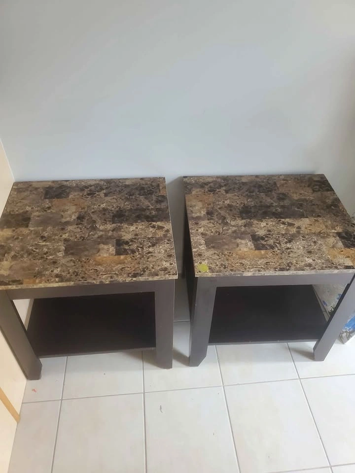 Pair of Faux Marble Top End Tables - photo 2
