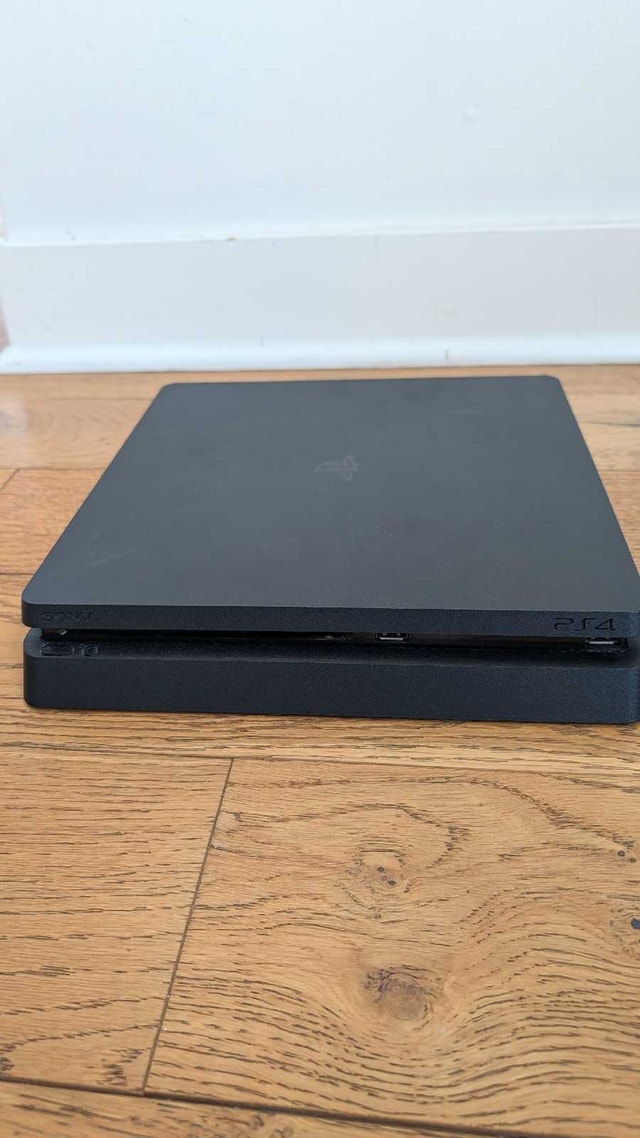 Sony PlayStation 4 1TB Bundle - photo 4