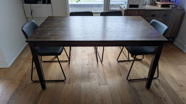 Bricks Dining Table and 4 Chairs- Pricedrop! - photo 2